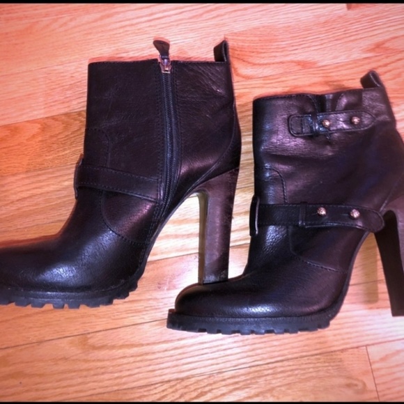 Tory Burch brown booties! - Picture 4 of 4